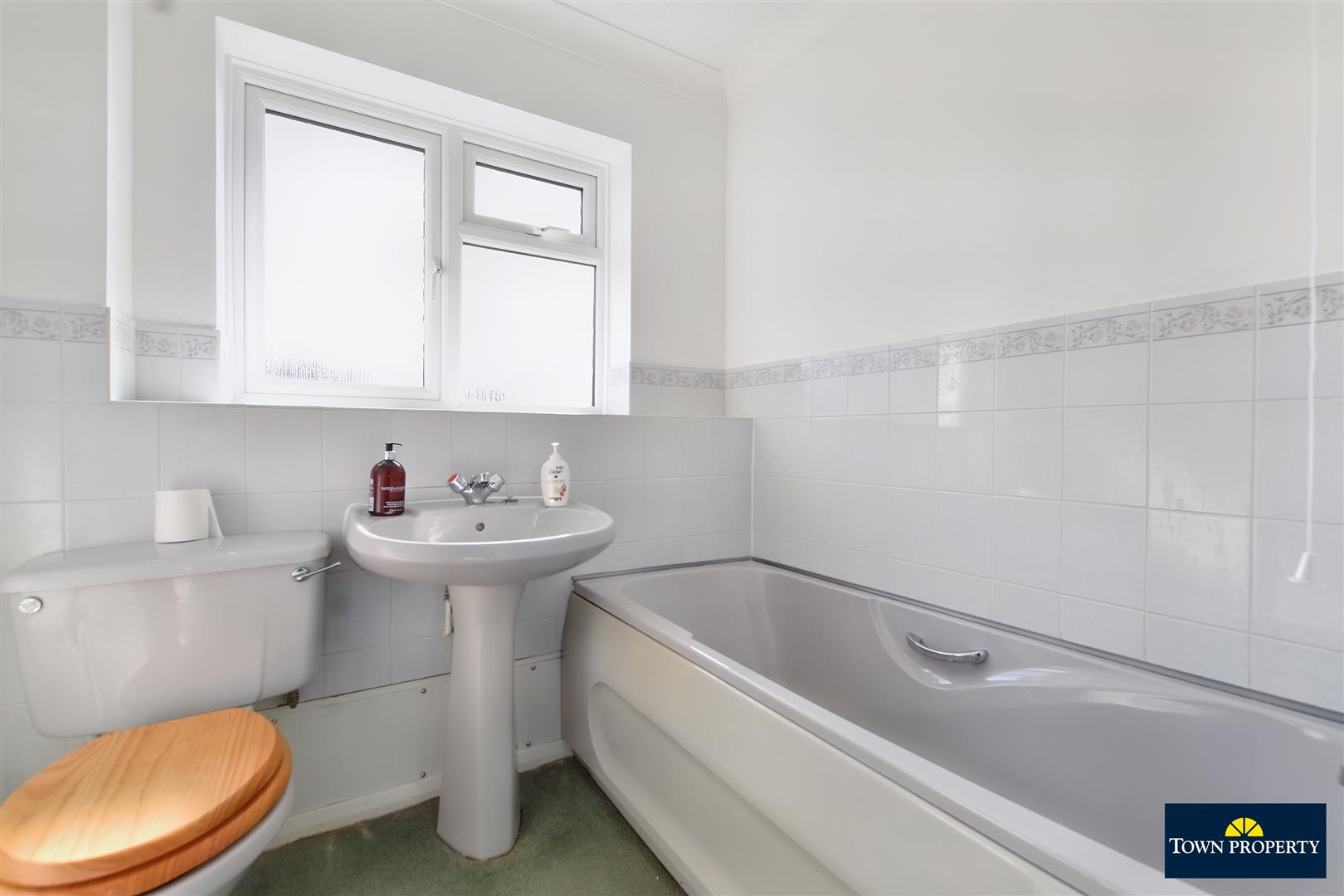 Property Details for Boston Close Eastbourne East Sussex BN23 5RA